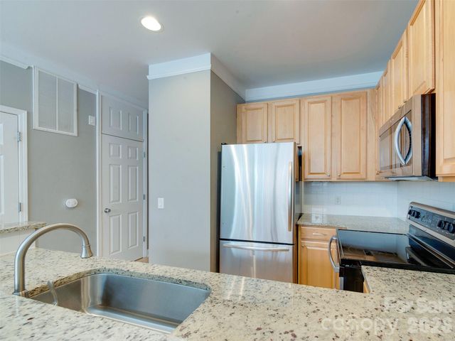 400 Clarice Avenue 175, Charlotte, NC 28204