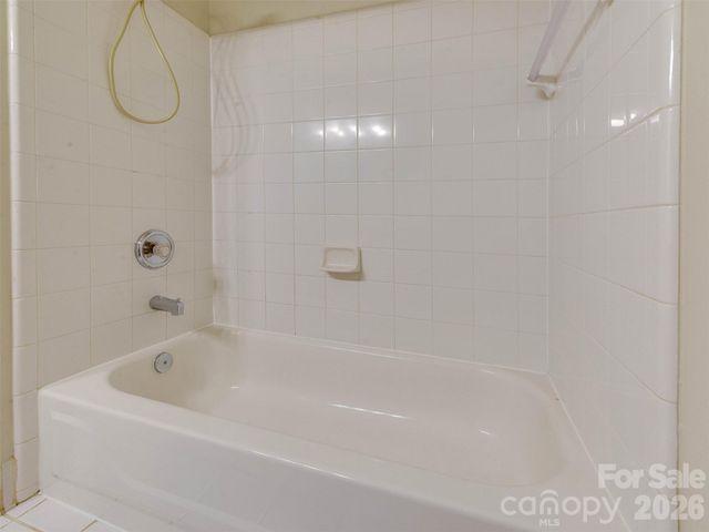 400 Clarice Avenue 175, Charlotte, NC 28204