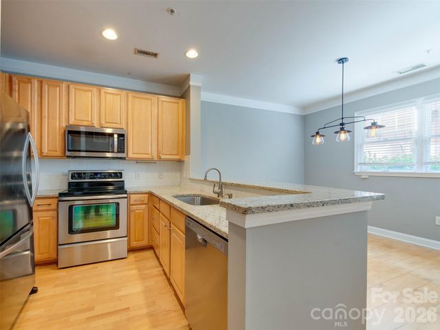 400 Clarice Avenue 175, Charlotte, NC 28204
