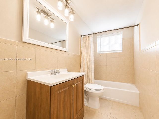 13700 NE 6th Ave 106, North Miami, FL 33161