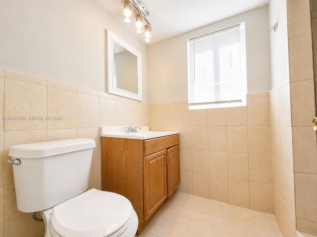 13700 NE 6th Ave 106, North Miami, FL 33161