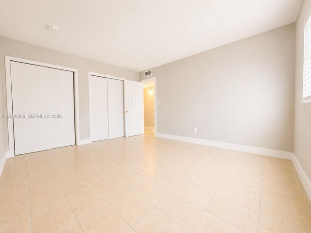 13700 NE 6th Ave 106, North Miami, FL 33161