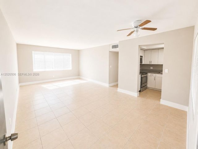 13700 NE 6th Ave 106, North Miami, FL 33161