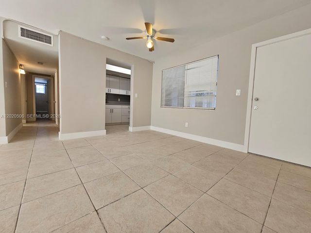 13700 NE 6th Ave 106, North Miami, FL 33161