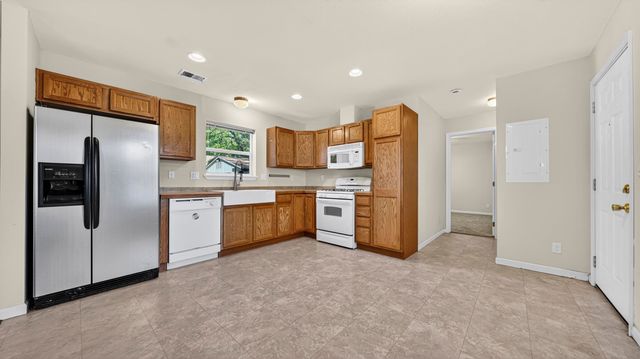 435 32 Rd Unit 130, Clifton, CO 81520