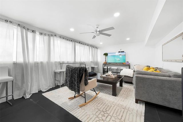 4131 NW 99TH Avenue, Coral Springs, FL 33065
