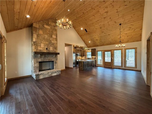 213 Nexus Dr, Ellijay, GA 30540