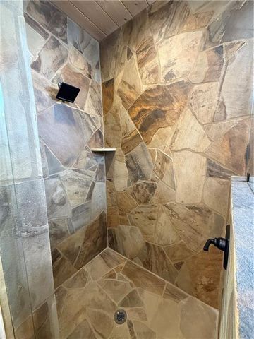 213 Nexus Dr, Ellijay, GA 30540