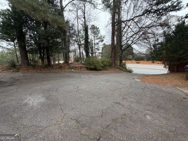 1252 Lawrenceville Suwanee Road, Lawrenceville, GA 30043