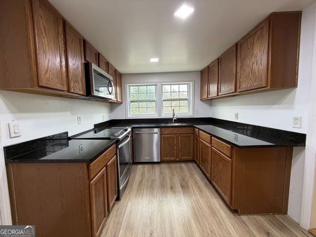 1252 Lawrenceville Suwanee Road, Lawrenceville, GA 30043