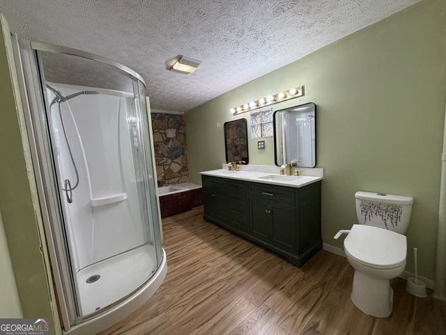 1252 Lawrenceville Suwanee Road, Lawrenceville, GA 30043