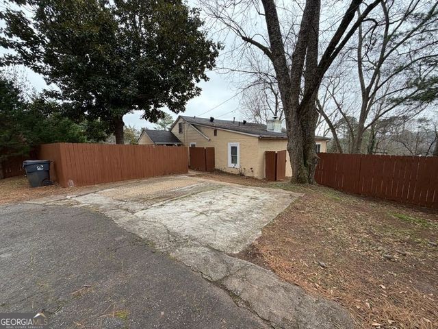 1252 Lawrenceville Suwanee Road, Lawrenceville, GA 30043