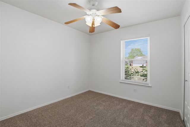 1604 NE 4th Street, Moore, OK 73160