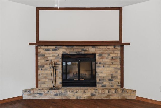 1604 NE 4th Street, Moore, OK 73160