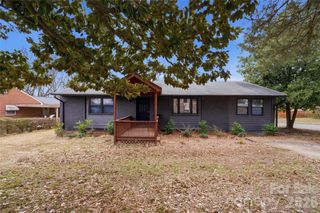 3027 Remington Street, Charlotte, NC 28216