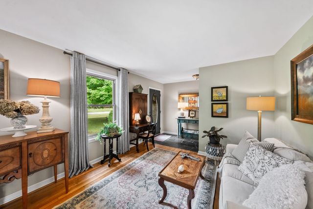 101 Fairmont Dr, Franklin, TN 37064