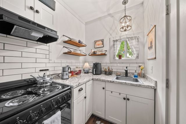 101 Fairmont Dr, Franklin, TN 37064