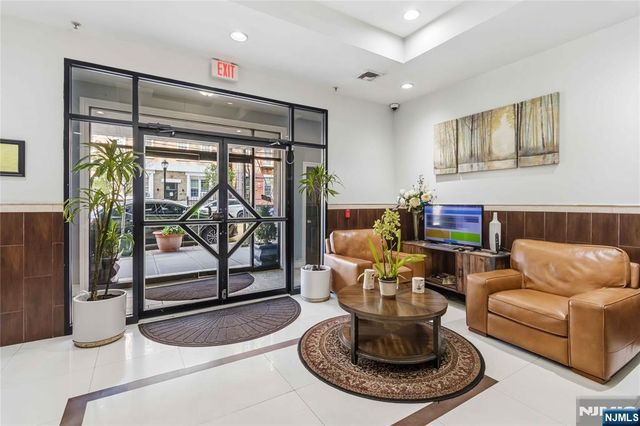 809 22nd Street 1102, Union City, NJ 07087