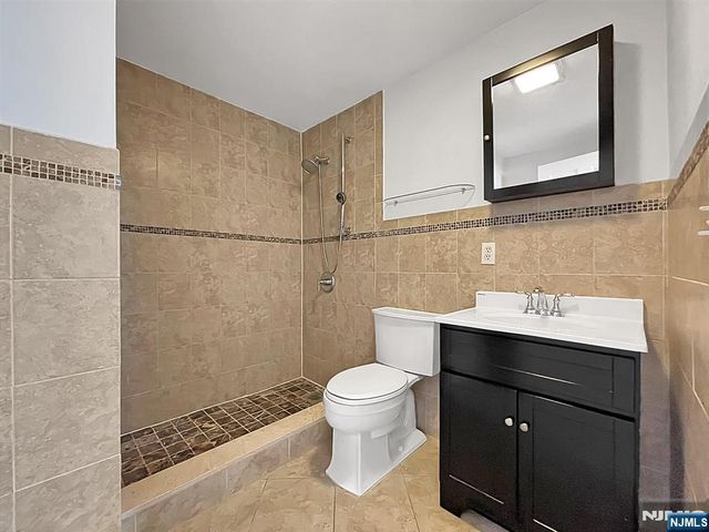 809 22nd Street 1102, Union City, NJ 07087