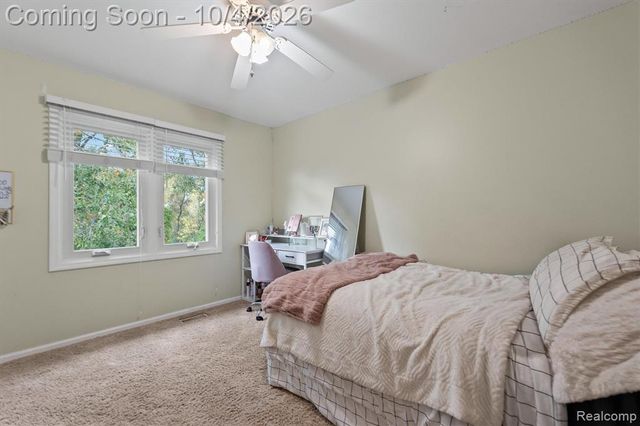 4126 Villager Drive, Lake Orion, MI 48359