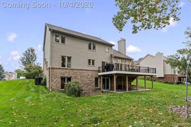 4126 Villager Drive, Lake Orion, MI 48359