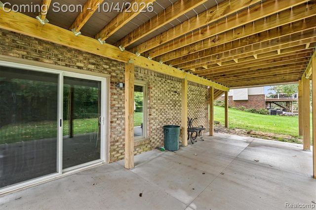 4126 Villager Drive, Lake Orion, MI 48359