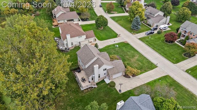 4126 Villager Drive, Lake Orion, MI 48359