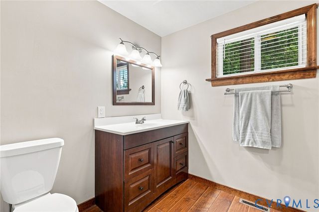 7266 Trimiew Estate Ln, Hanover, VA 23111