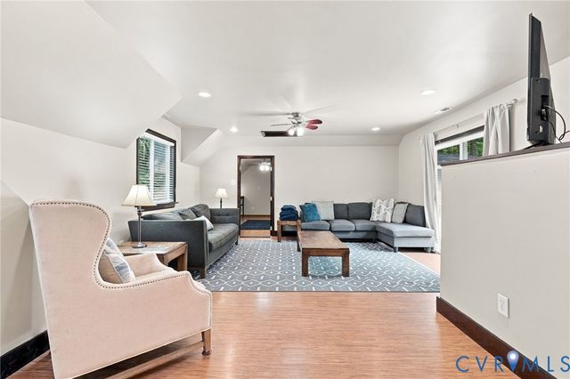 7266 Trimiew Estate Ln, Hanover, VA 23111