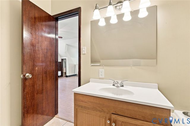 7266 Trimiew Estate Ln, Hanover, VA 23111