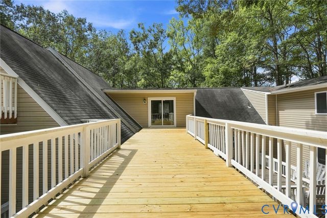 7266 Trimiew Estate Ln, Hanover, VA 23111