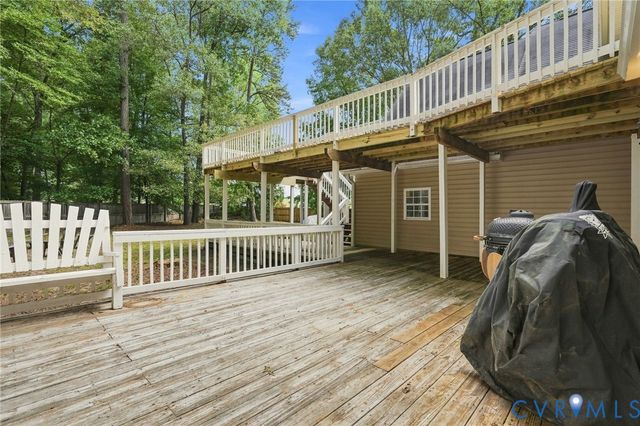 7266 Trimiew Estate Ln, Hanover, VA 23111