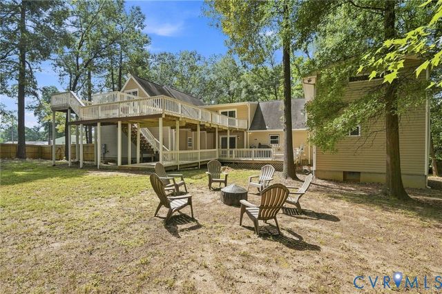 7266 Trimiew Estate Ln, Hanover, VA 23111