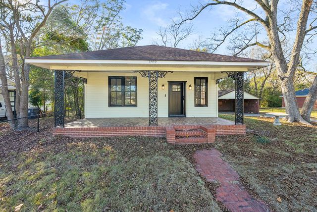 1709 18th Avenue, Phenix City, AL 36867