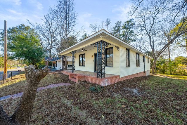 1709 18th Avenue, Phenix City, AL 36867