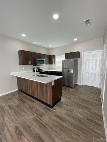 4009 Walnut Avenue 2, Mcallen, TX 78501