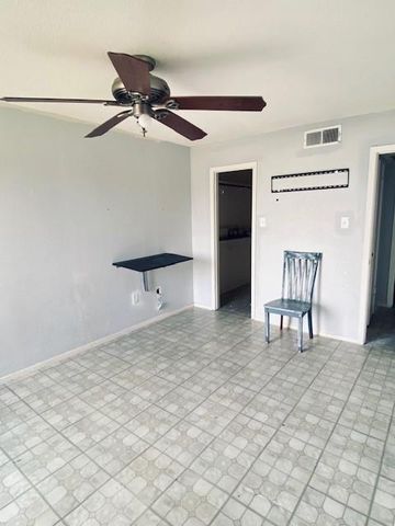 7313 Gulf Freeway 1109, Houston, TX 77017