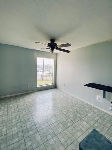 7313 Gulf Freeway 1109, Houston, TX 77017