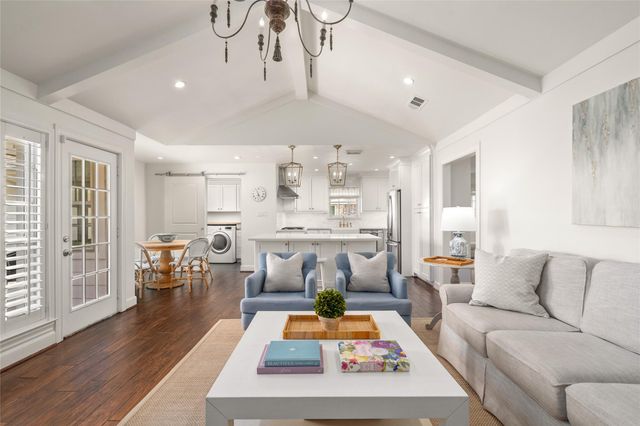 706 Walnut Bend Lane, Houston, TX 77042