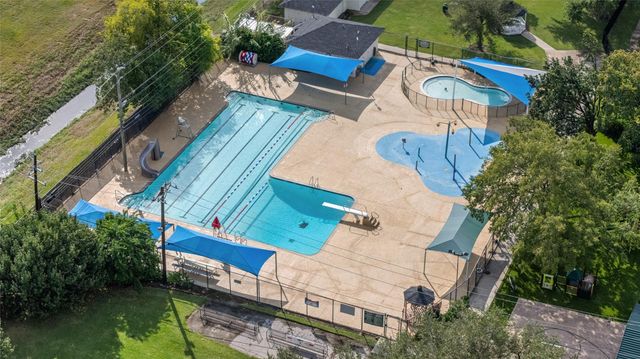 706 Walnut Bend Lane, Houston, TX 77042