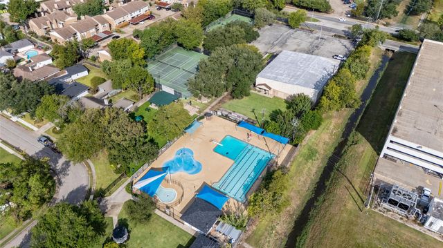 706 Walnut Bend Lane, Houston, TX 77042