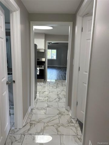 6161 River Road, Flushing, MI 48433