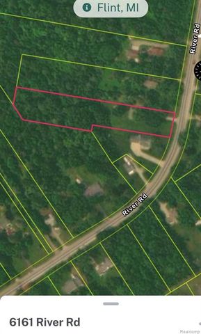 6161 River Road, Flushing, MI 48433