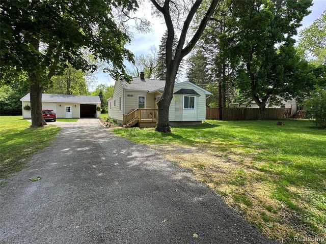 6161 River Road, Flushing, MI 48433