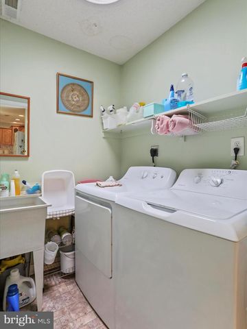 205 CLYDE BORUM RD, Inwood, WV 25428