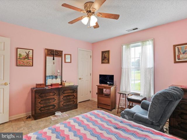 205 CLYDE BORUM RD, Inwood, WV 25428