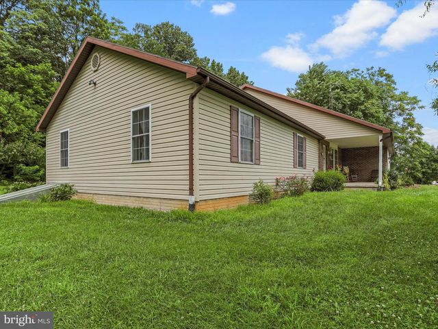 205 CLYDE BORUM RD, Inwood, WV 25428
