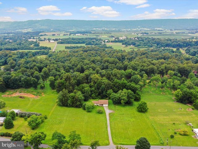205 CLYDE BORUM RD, Inwood, WV 25428