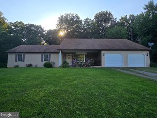 205 CLYDE BORUM RD, Inwood, WV 25428