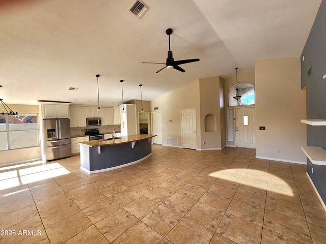 15013 S 46TH Place, Phoenix, AZ 85044